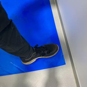 Problemi di adesione al pavimento TAPPETO_ADESIVO_A_STRAPPO