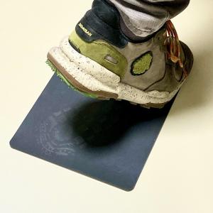 empreinte au sol NON_SLIP_MAT